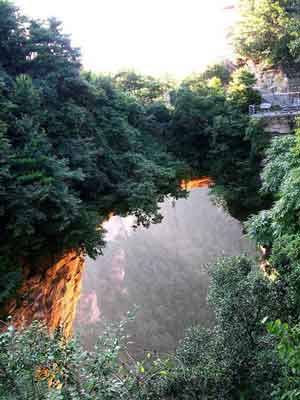 張家界、袁家界、天子山、武陵源二晚二日游